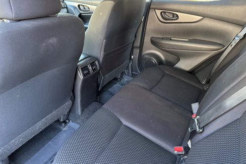 Certified 2022 Nissan Rogue Sport S image 13