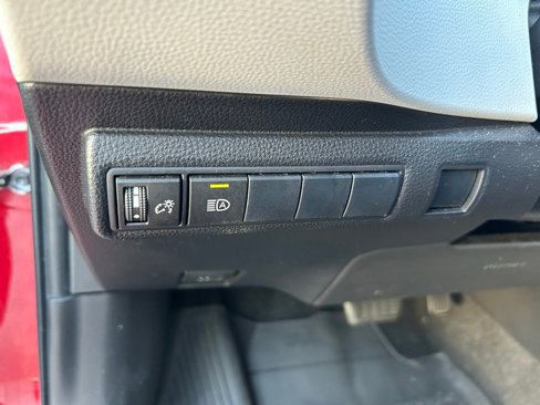 Used 2020 Toyota Corolla SE image 17