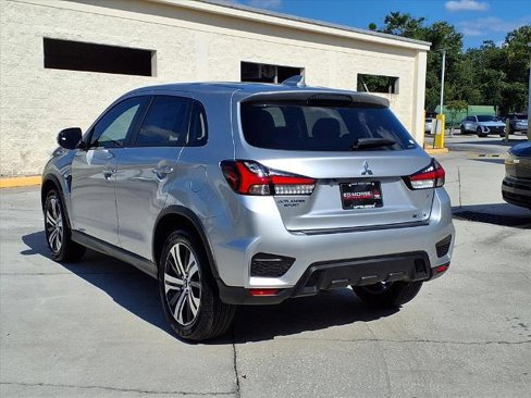 New 2025 Mitsubishi Outlander Sport SE image 3