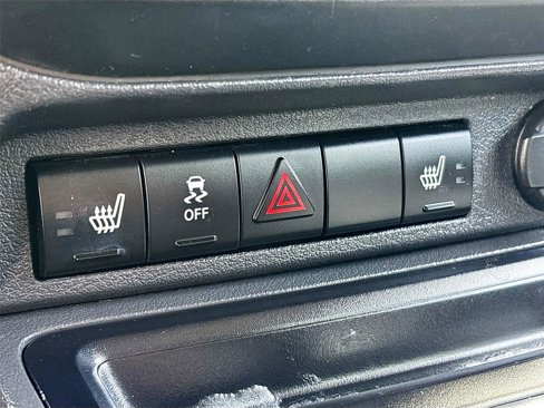 Used 2017 Jeep Patriot Latitude image 21