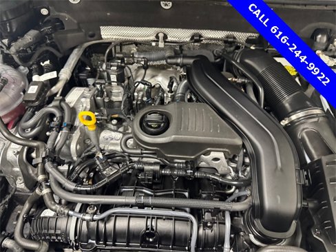 Used 2024 Volkswagen Taos SE image 22