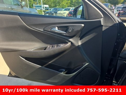 Used 2022 Chevrolet Malibu LT image 15