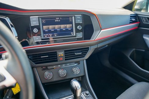 Used 2019 Volkswagen Jetta S w/ Driver Assistance Package image 14