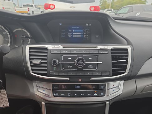 Used 2015 Honda Accord LX image 19