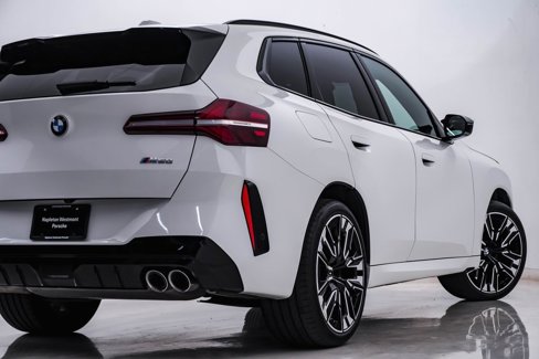 Used 2025 BMW X3 M50 w/ Premium Package image 10