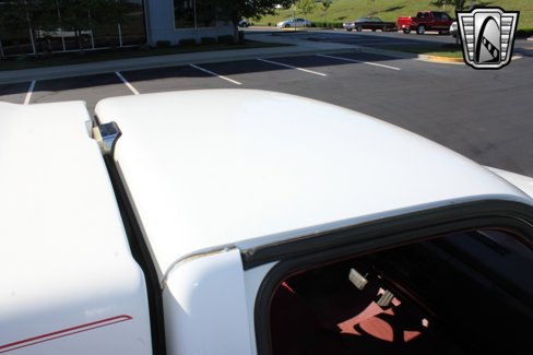Used 1992 Chevrolet Silverado 1500 2WD Regular Cab image 14