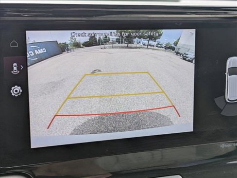 Used 2022 Kia Sorento S w/ Panoramic Sunroof Package image 14