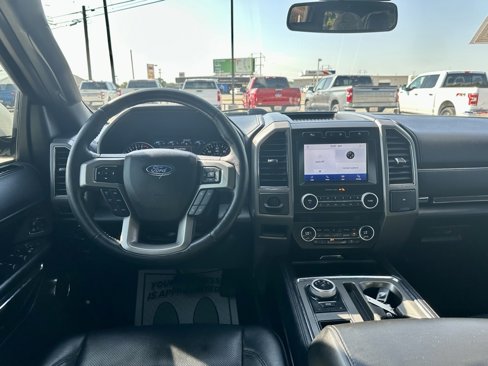 Used 2021 Ford Expedition XLT image 15