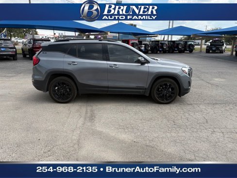 Used 2020 GMC Terrain SLE w/ Driver Convenience Package image 4