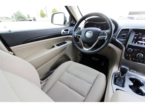 Used 2021 Jeep Grand Cherokee Laredo w/ Security & Convenience Group image 10