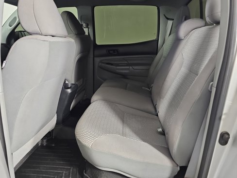 Used 2012 Toyota Tacoma PreRunner image 12