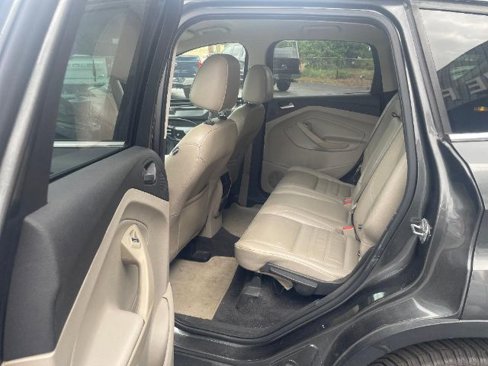 Used 2017 Ford Escape Titanium image 20