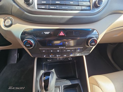 Used 2018 Hyundai Tucson SEL Plus image 16