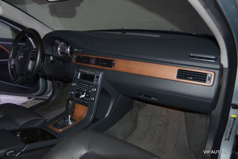 Used 2010 Volvo XC70 3.2 image 12