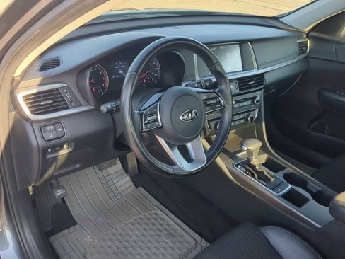 Used 2020 Kia Optima S image 10