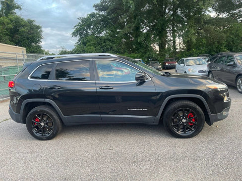 Used 2014 Jeep Cherokee Latitude w/ Cold Weather Group image 2