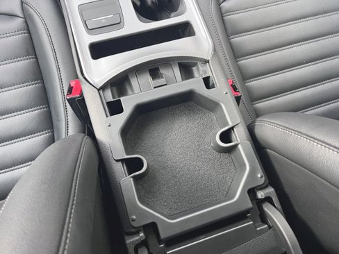 Used 2021 Ford Edge SEL w/ Convenience Package image 33
