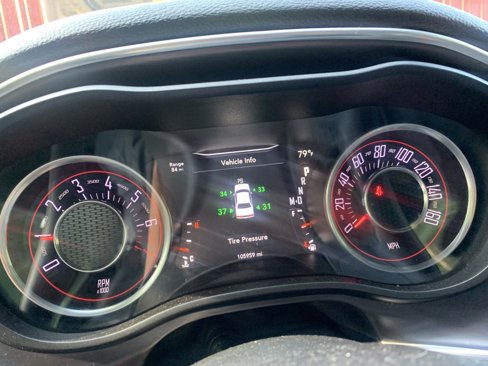 Used 2016 Dodge Challenger SXT image 12