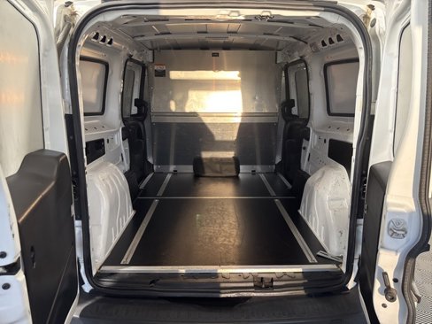 Used 2020 RAM ProMaster City Tradesman image 8