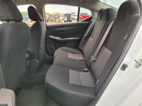 Used 2024 Nissan Sentra SV image 13