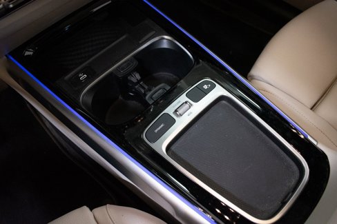 Used 2024 Mercedes-Benz GLB 250 4MATIC image 18