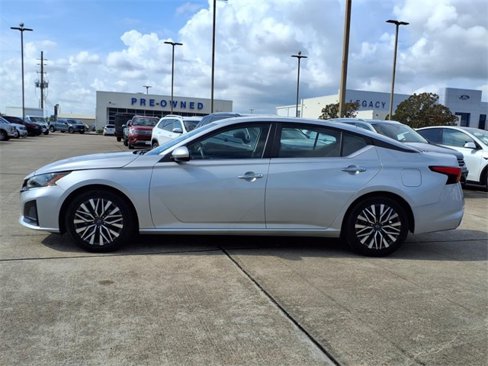 Used 2023 Nissan Altima 2.5 SV image 26