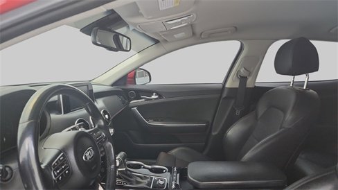 Used 2019 Kia Stinger image 9
