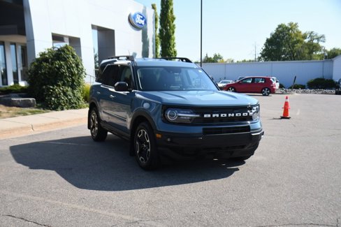 Used 2023 Ford Bronco Sport Outer Banks image 9
