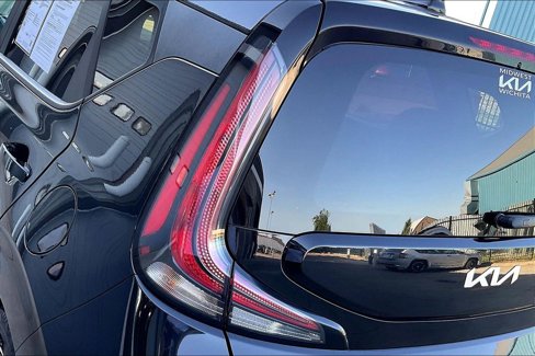 Used 2023 Kia Soul EX image 29