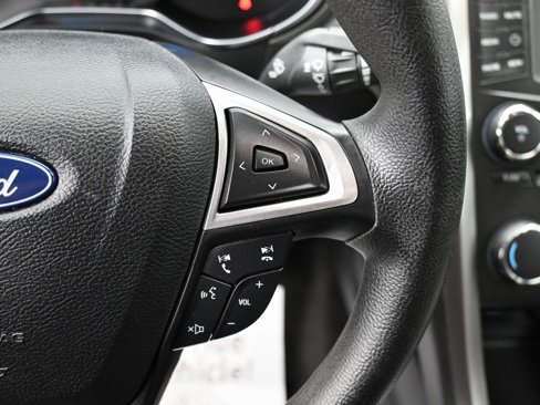 Used 2018 Ford Fusion S image 17
