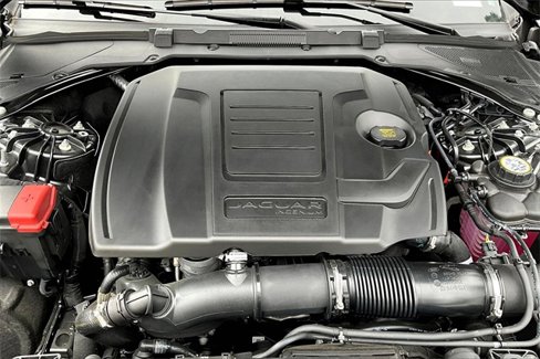 New 2024 Jaguar XF R-Dynamic SE image 11
