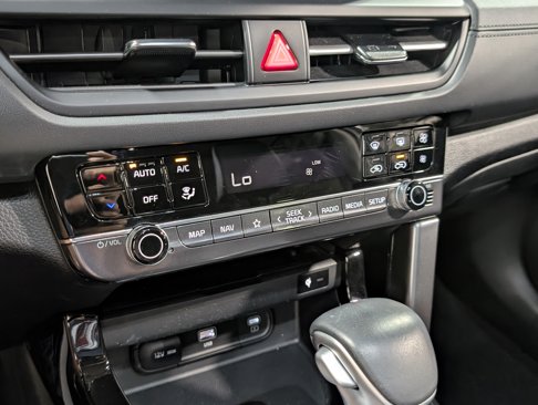 Used 2024 Kia Seltos EX image 22