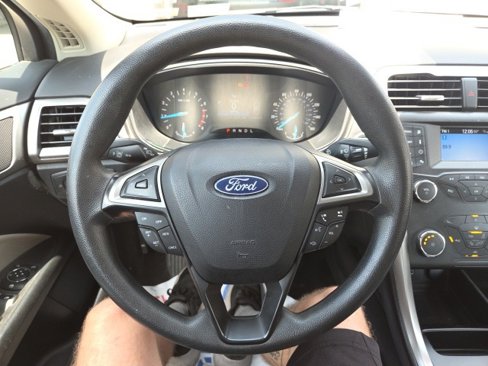 Used 2020 Ford Fusion S image 16