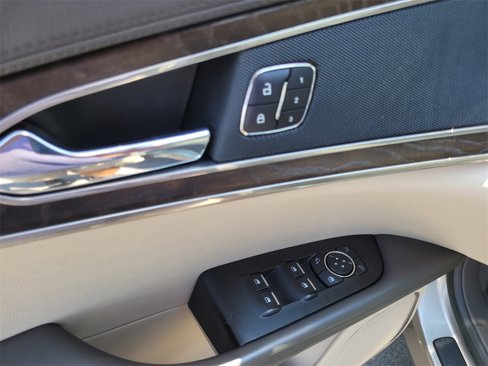 Used 2016 Lincoln MKX Reserve w/ Cargo Utility Package image 14