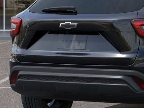 New 2025 Chevrolet Trax LS w/ LS Convenience Package image 14