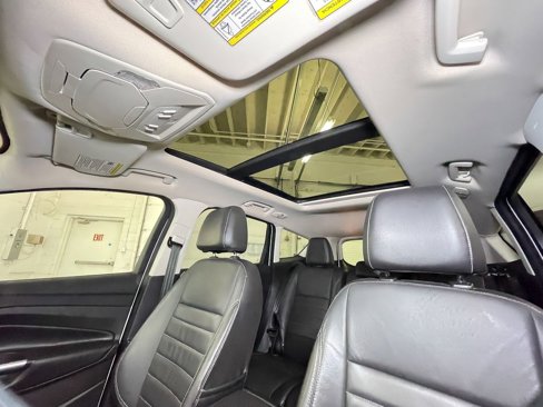 Used 2016 Ford Escape SE w/ SE Leather Comfort Package image 27