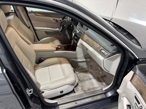 Used 2014 Mercedes-Benz E 350 Sedan image 47