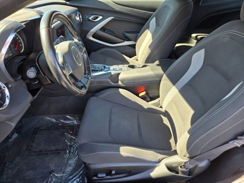 Used 2023 Chevrolet Camaro LT image 9