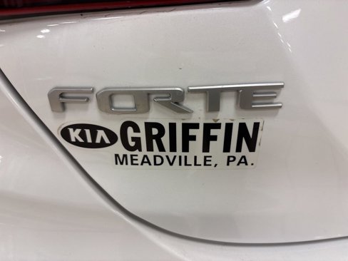 Used 2023 Kia Forte GT-Line w/ GT-Line Premium Package image 6