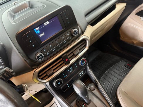 Used 2020 Ford EcoSport S image 22