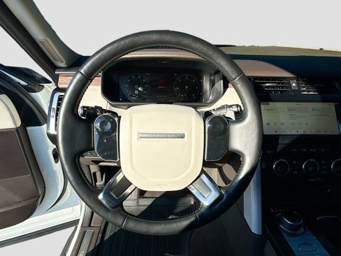 Used 2019 Land Rover Discovery HSE Luxury image 11