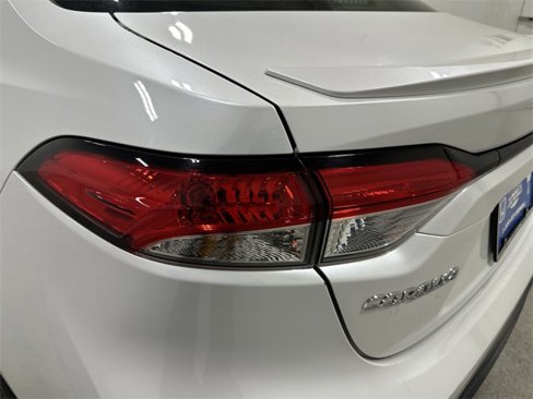 Used 2022 Toyota Corolla SE image 21