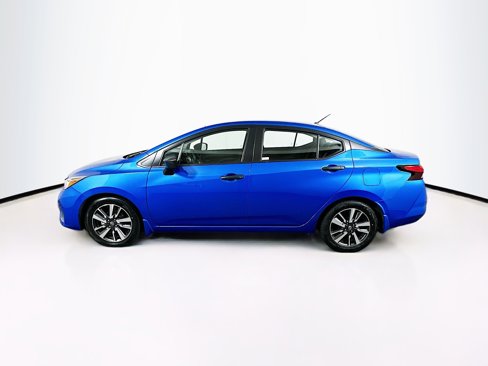 Used 2024 Nissan Versa S w/ S Plus Package image 4