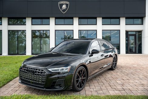 Used 2023 Audi S8 image 1
