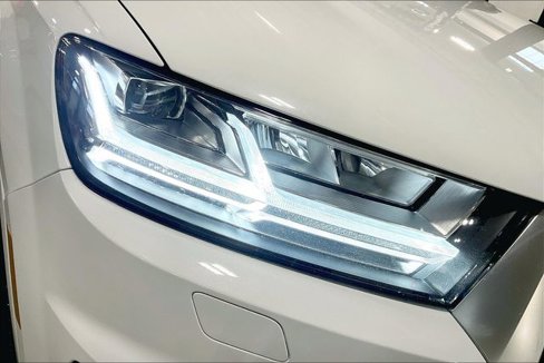 Used 2018 Audi Q7 3.0T Prestige image 29