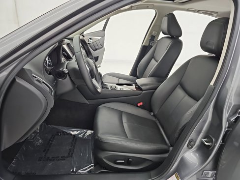 Used 2019 INFINITI Q50 Luxe image 17