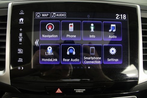 Used 2017 Honda Pilot Touring image 4
