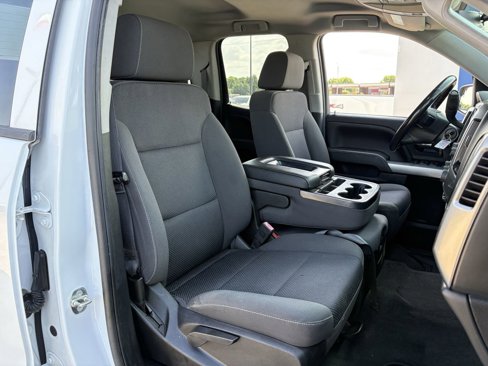 Used 2018 Chevrolet Silverado 1500 LT w/ Texas Edition image 26