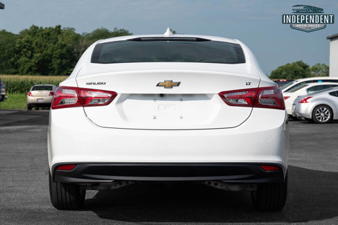 Used 2022 Chevrolet Malibu LT image 3
