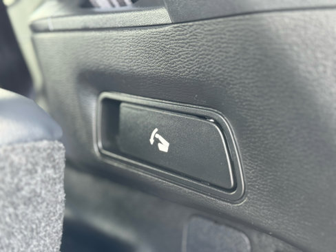 Used 2024 Mitsubishi Outlander AWD image 24